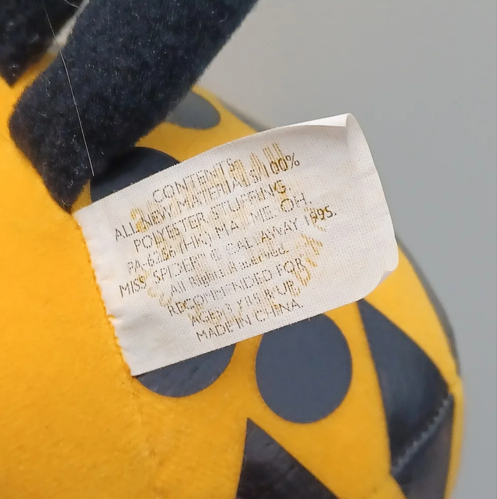 ✓Happiness Express Club 1996 Vintage Miss Spiders  beanie sitting plush - Picture 5 of 8